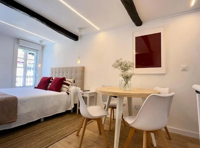 N&e - Rua Manuel Lezon Celanova